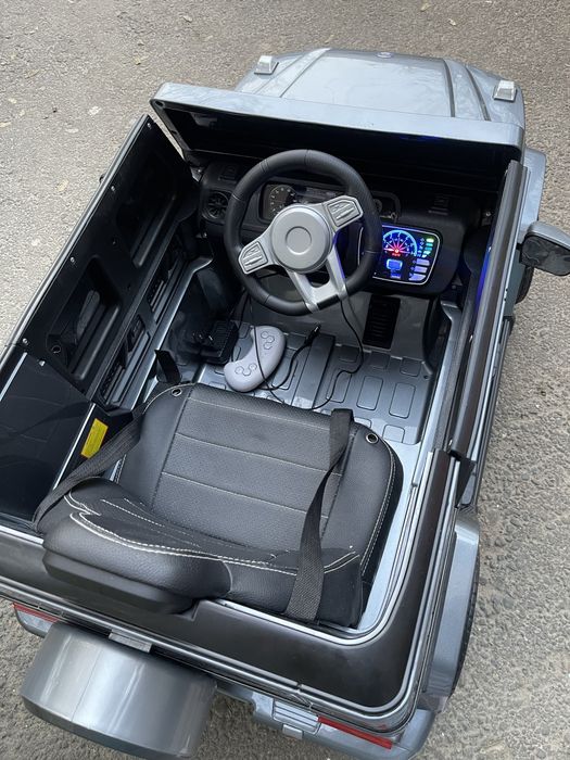 Электромобиль малина для детей