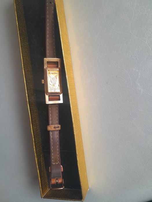 Продам золотые часы "Ника"