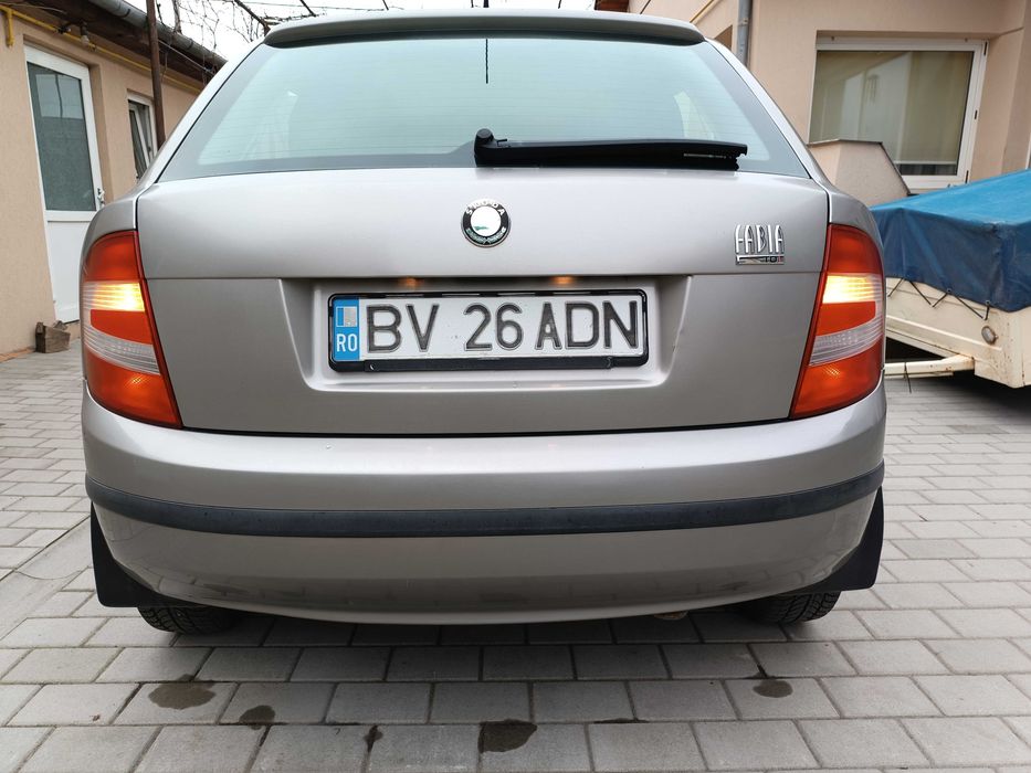 Vând Skoda Fabia