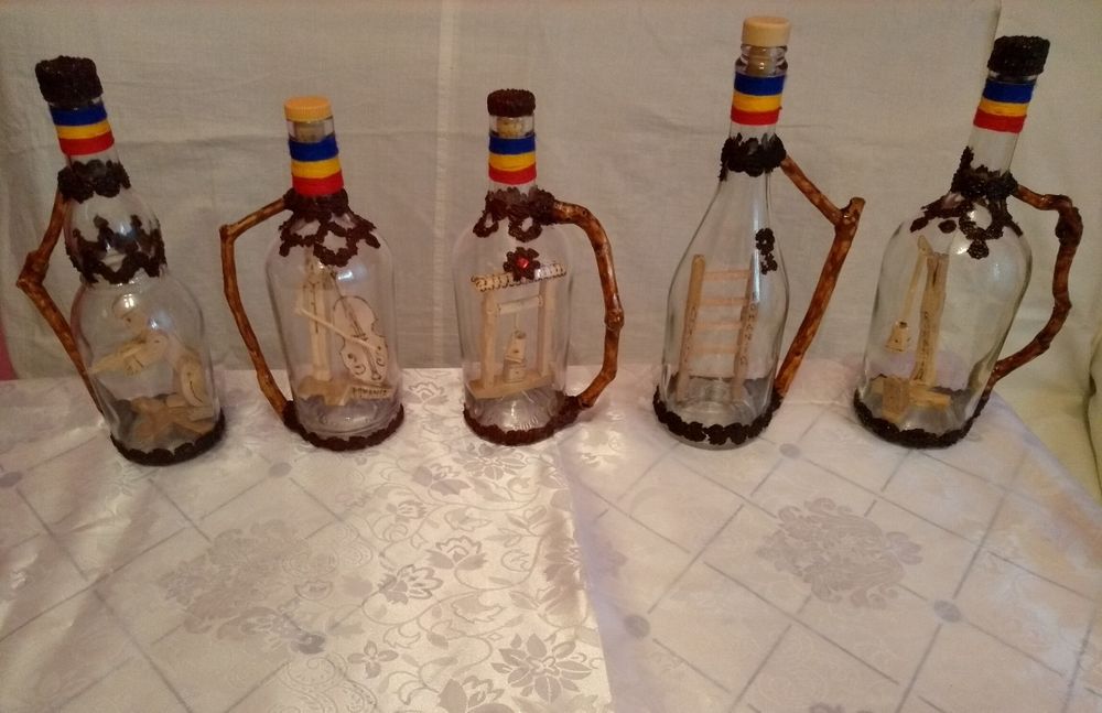 Sticle artizanale cu sculptura interioara, pt palinca Maramures Cadou!