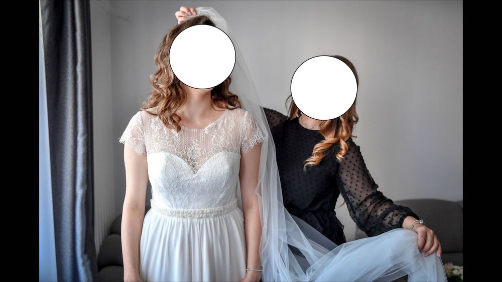 Rochie de mireasa cu voal