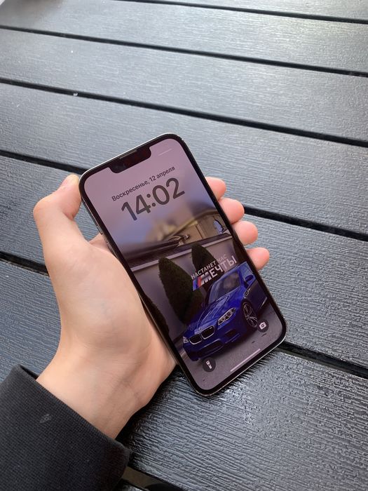 Срочно продам айфон 13 про