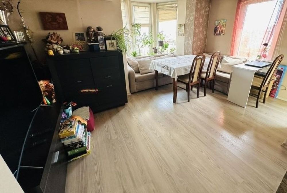 Продава се Тристаен апартамент в София, Редута - 95 кв.м за 3211 €/кв.м - Снимка #2