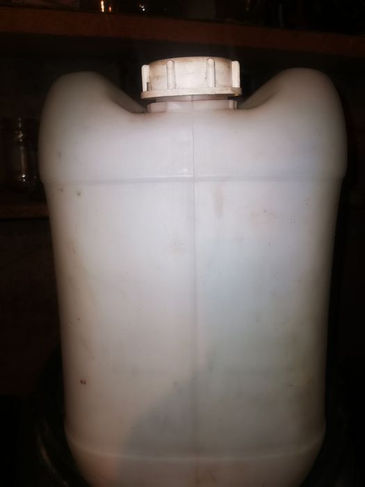 Butoaie plastic, bidoane