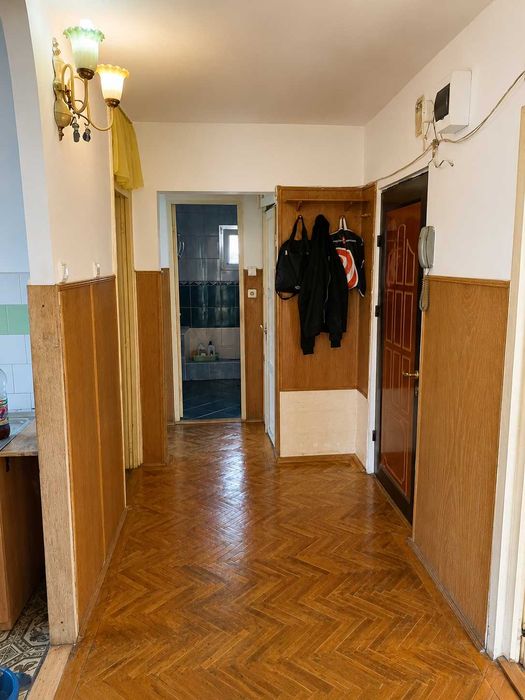 Apartament 3 camere de vanzare Tip PC Oradea