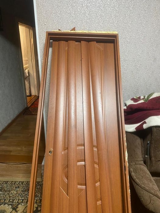 Продам двери б/у