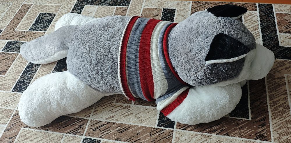 Большая мягкая игрушка собака