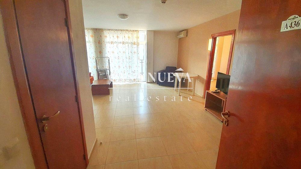 Продава се Двустаен апартамент в к.к. Слънчев бряг - 66 кв.м за 1197 €/кв.м - Снимка #3