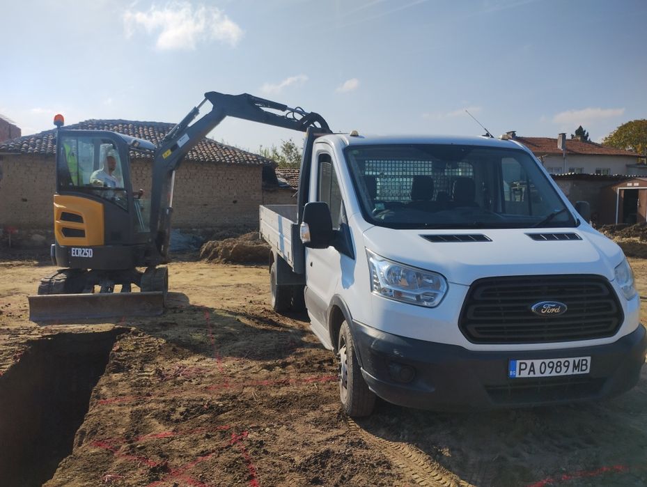 Транспортни услуги със самосвал