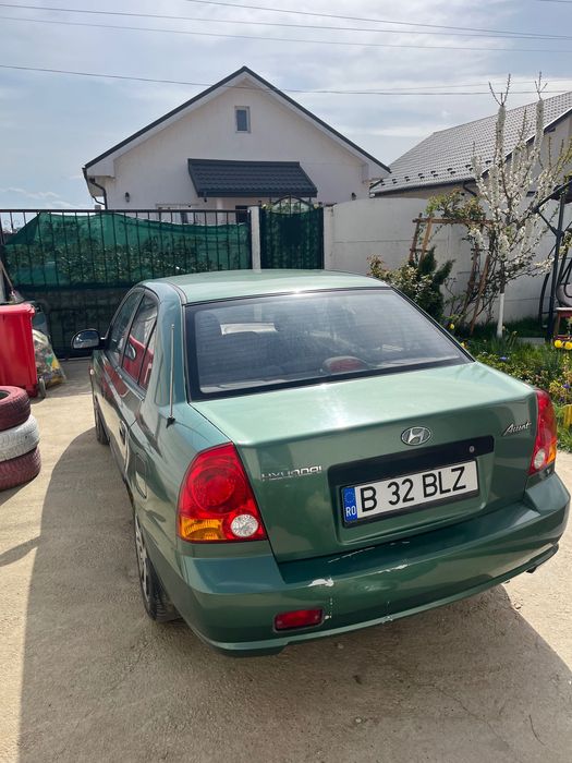 Vând Hyundai Accent