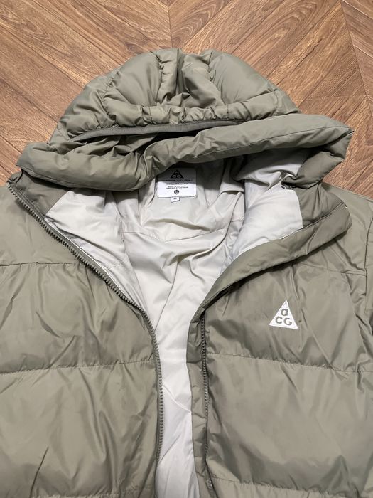 Пуховик Nike ACG