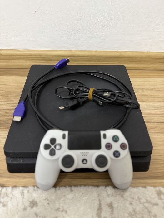 PlayStation 4 Slim-500 gb + controller + 4 jocuri