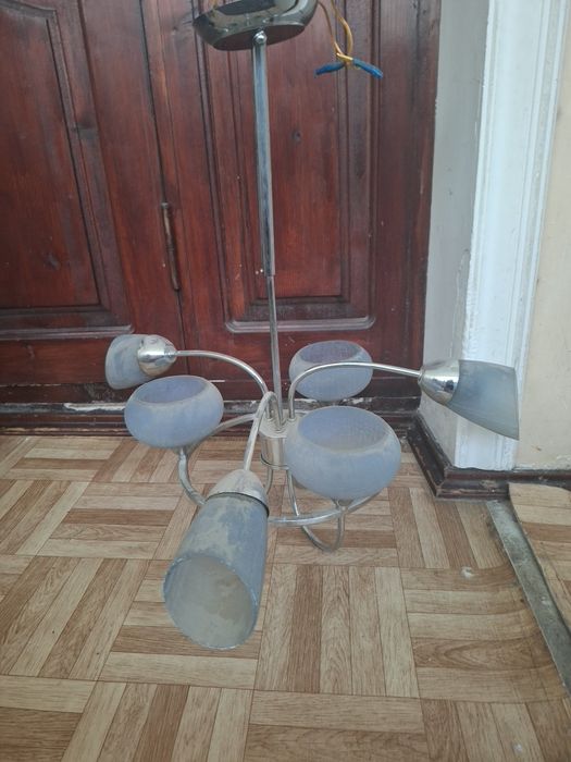 Продаётся люстра нео классика