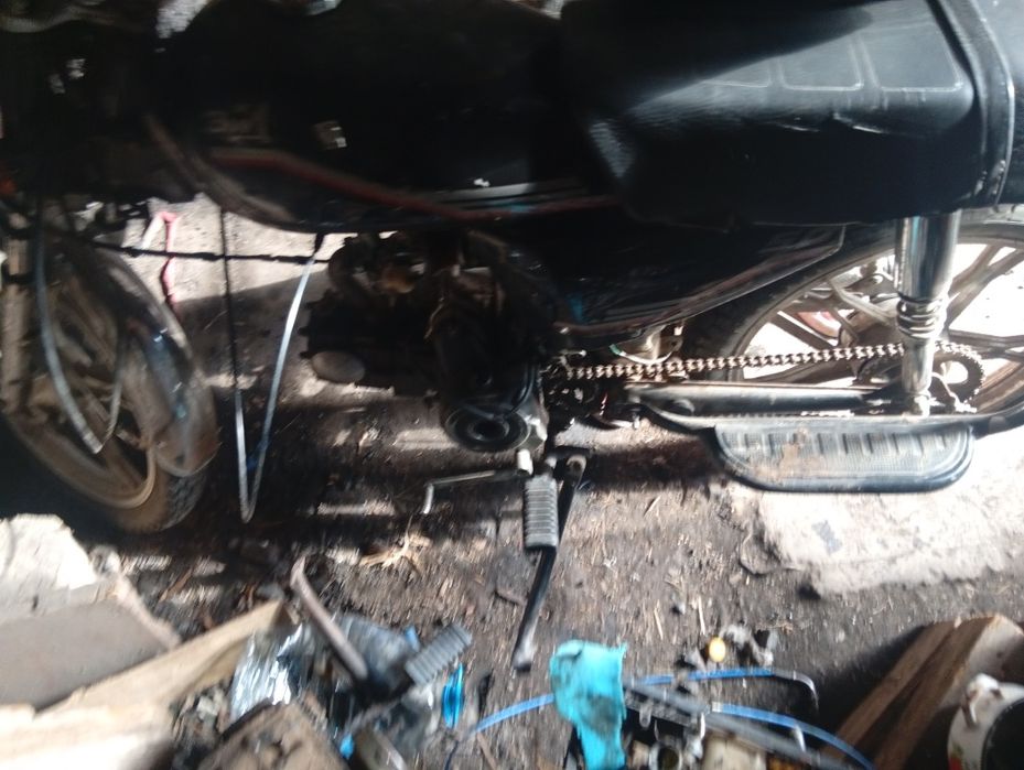 Продам мотоцикл на полном ходу
