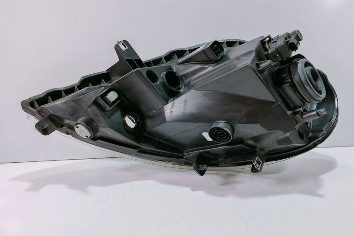 Far  Dreapta  8200701356 / 93859830 Nissan Primastar prima generatie