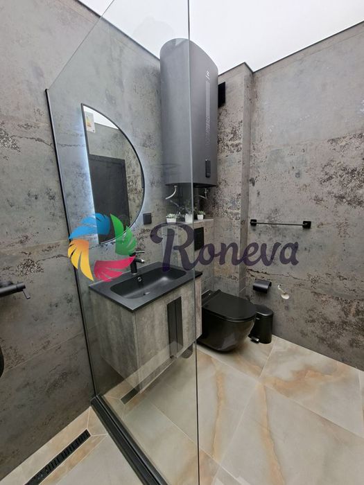 Продава се Двустаен апартамент в Варна, Бриз - 67 кв.м за 3157 €/кв.м - Снимка #11