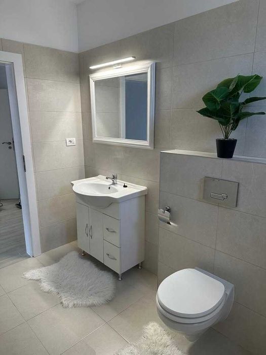 Apartament de inchiriat 3 camere, 80mp Centru, Miron Costin/Traian