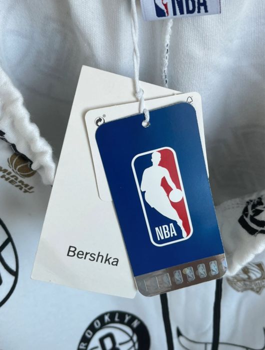 Set compleu NBA x Bershka