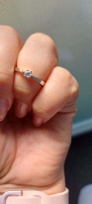 Vand inel cu diamant