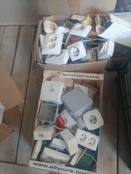 Продам по 500 тенге штука