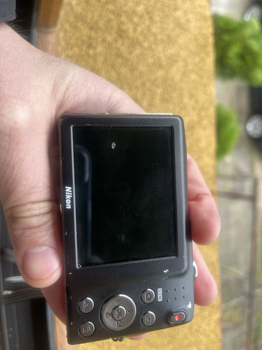 nikon coolpix s3300