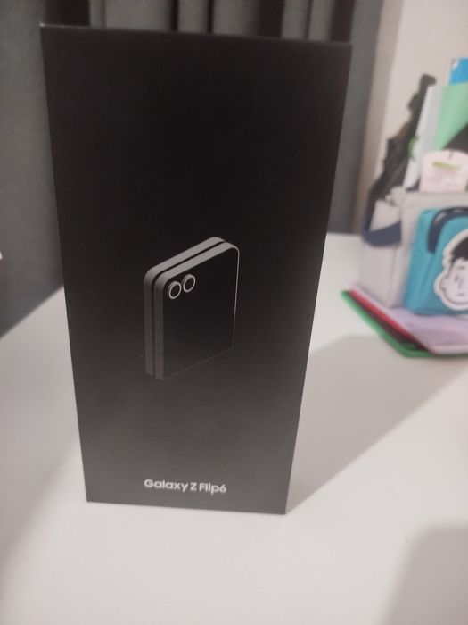 Samsung Galaxy Z 6 Flip