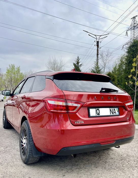 Lada Vesta SW 1.8