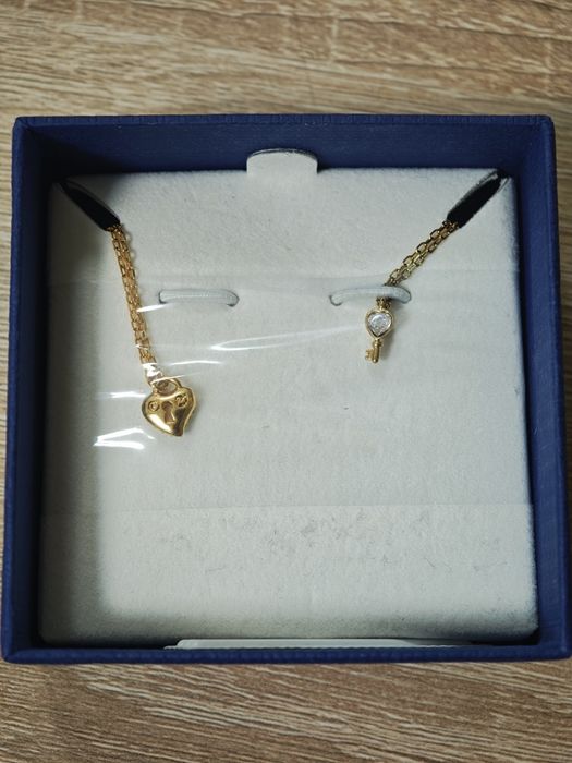 Swarovski бижута