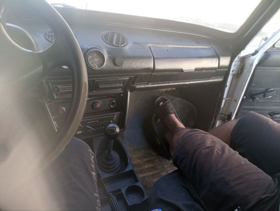 Жигули лада 2106