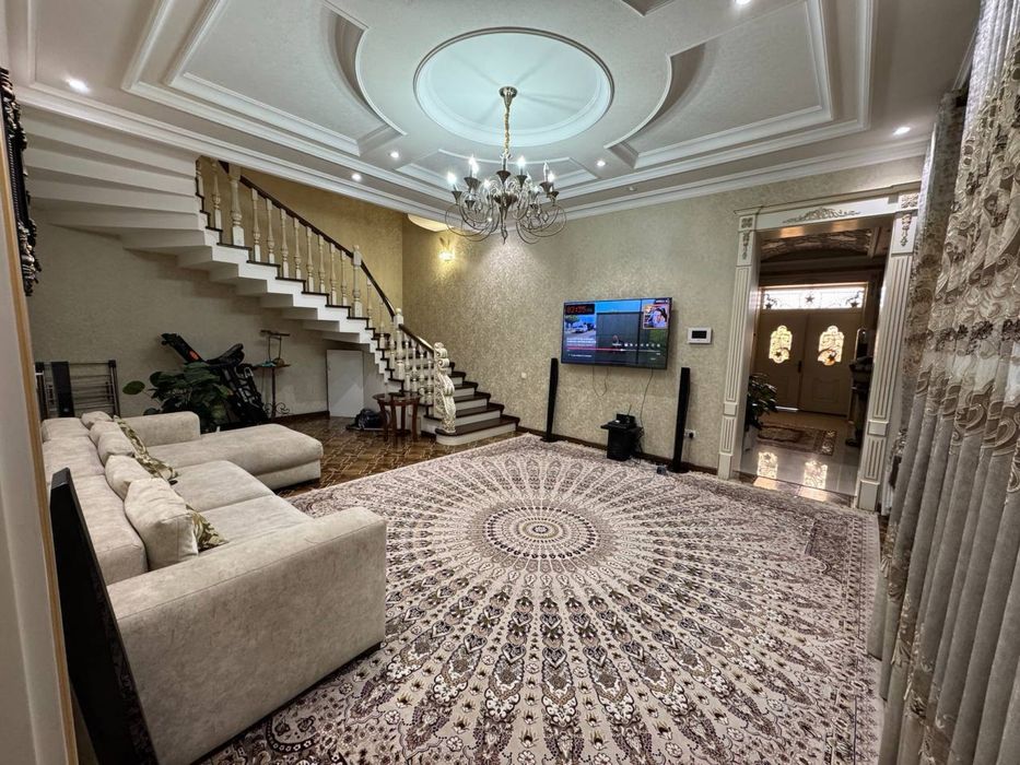 Евродом с бассейном и сауной — готов к проживанию!