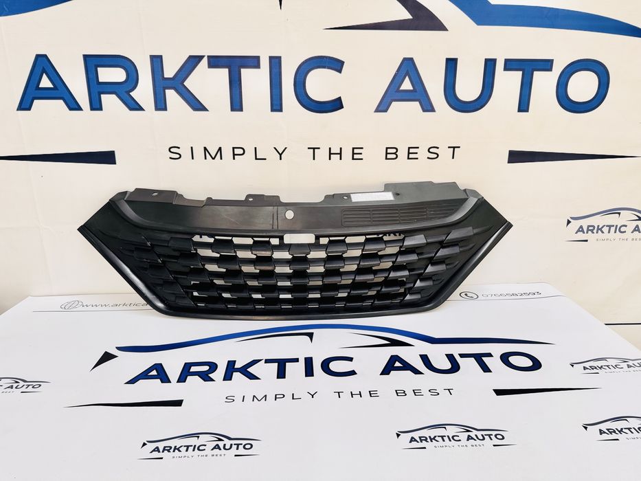 Grila radiator Iveco Daily model dupa 2019 cod 58023117677
