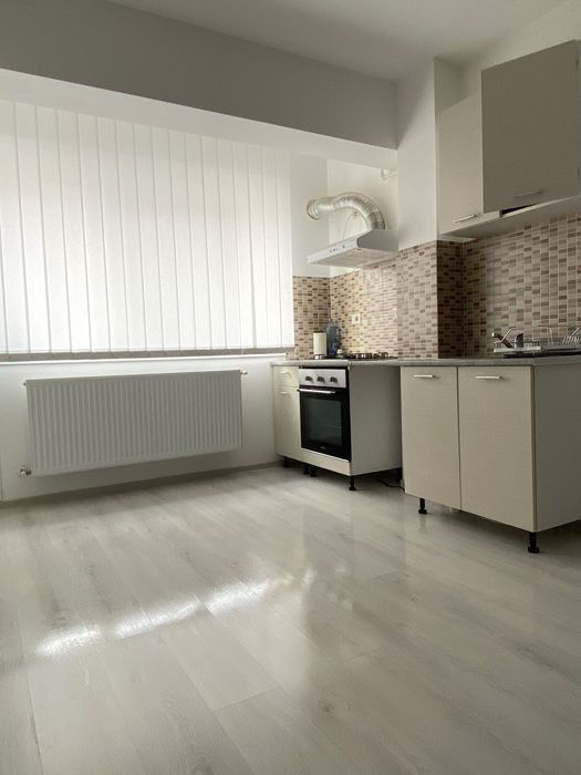 Apartament open space, etaj 1, parcare, zona mall