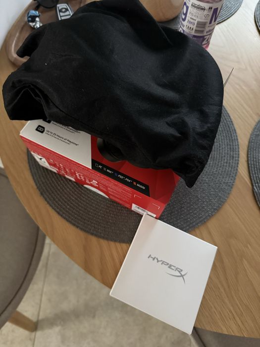 Vand casti Hyperx Cloud Jet