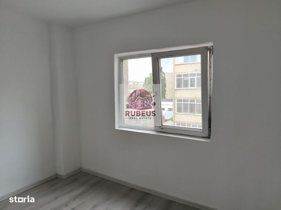 Apartament 4 camere, 77 mp, 2 balcoane, etaj 3 – Topolniței
