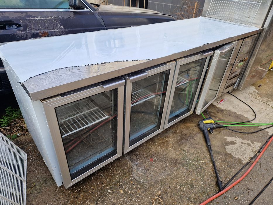 Frigider, Masa rece cu usi inox, blat inox, masa frigorifică