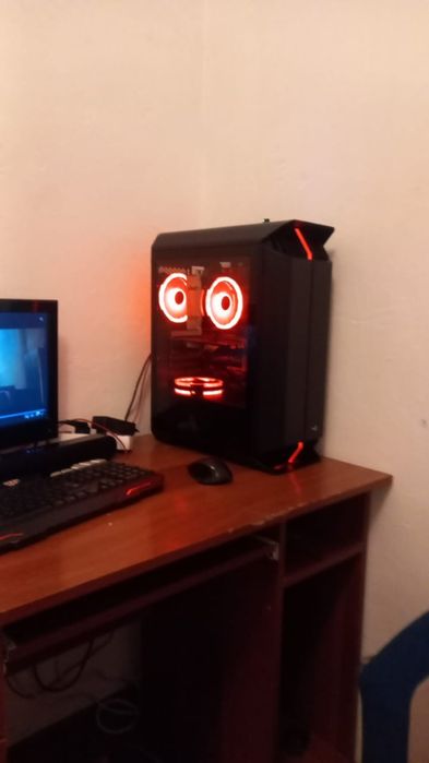 Продам срочно Кампютер