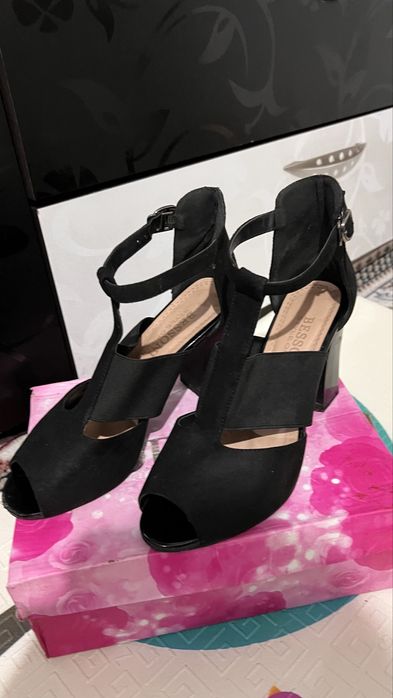 Туфли и босоножки