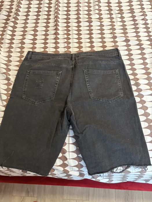 Pantaloni scurti negri