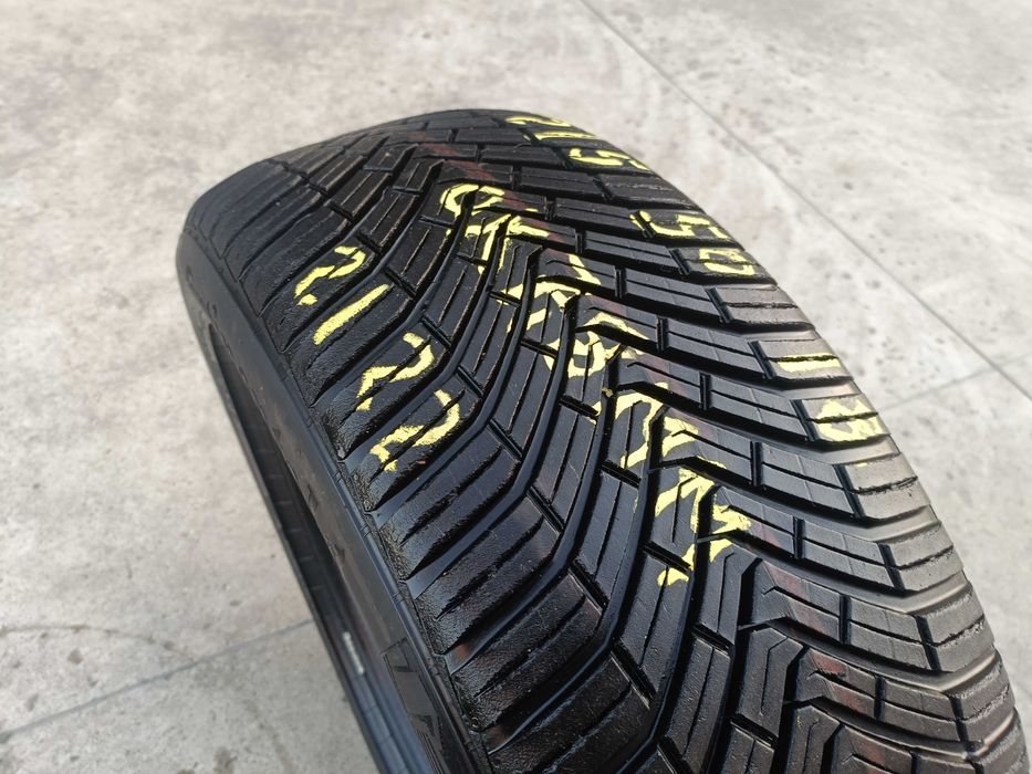 O anvelopa 215 50 18 Continental AllSeason profil 7,8 mm dot 2022