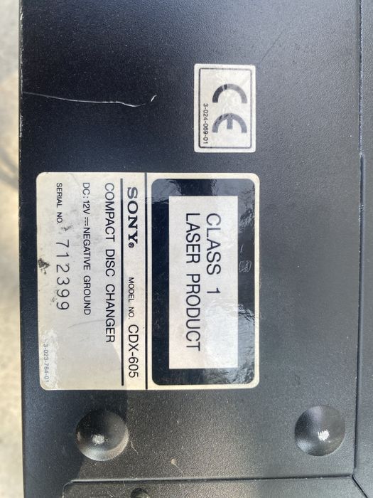 CD Changer CDX-605