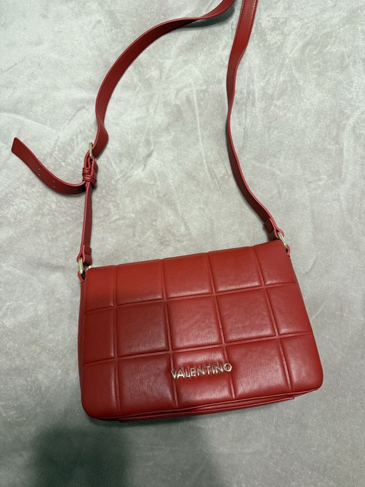 Чанта valentino бовя