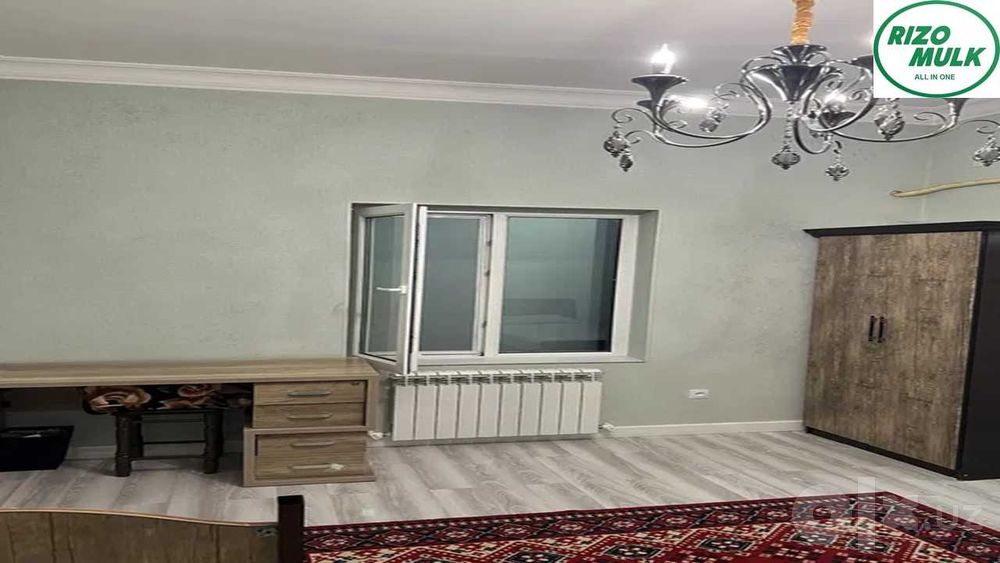 Uchtepa Izza yaqinida fayzli xovli sotiladi.