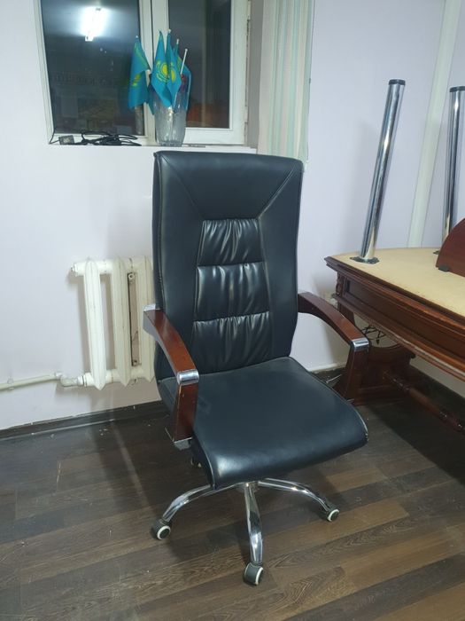 Продам мебель из бывшего детсада