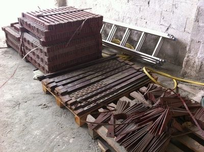 Accesorii cofraje doka Montanti, Distantieri, Lamele, Vincluri, coltar