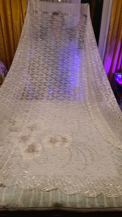 Продам тюль б/у с красивым узором