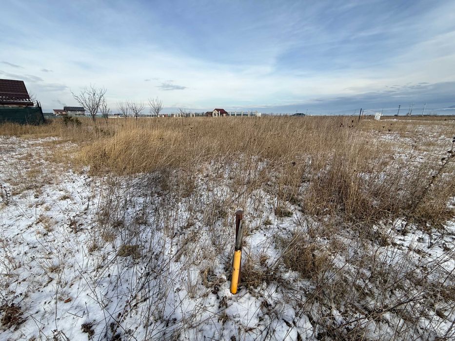 Teren casă intravilan 900 mp, deschidere 21,3 m, Fish4Life