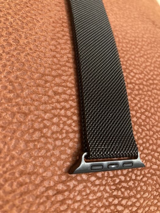 Металлический ремешок Apple Watch