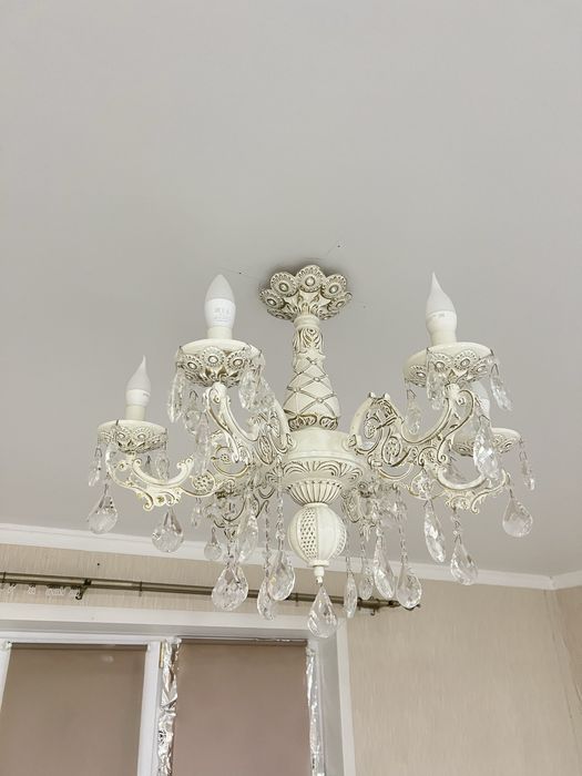 Люстра. Продается