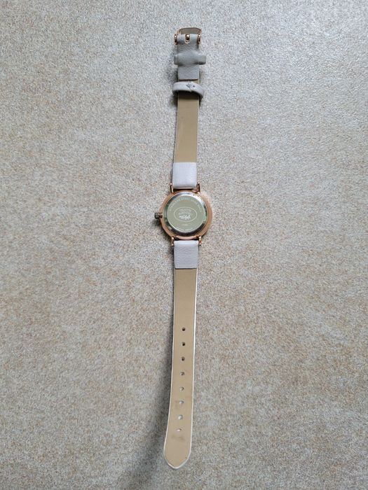 Чисто нов марков часовник LAURA ASHLEY с подарък на ТОП цена