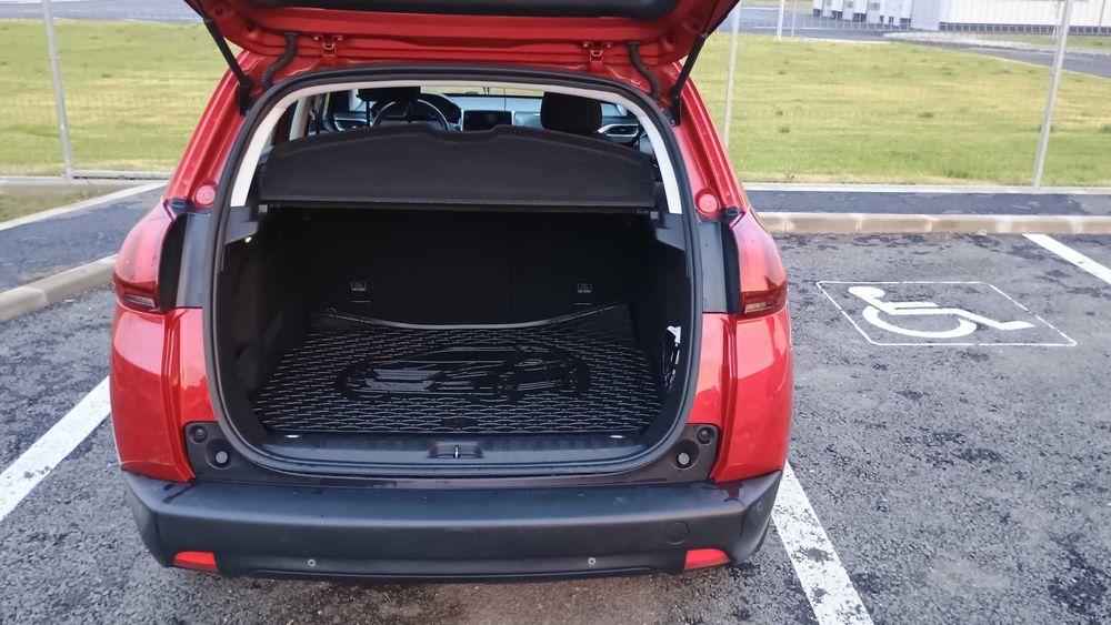 Peugeout 2008 Facelift 1.5 BlueHDI, prima înmatriculare 10.01.2020